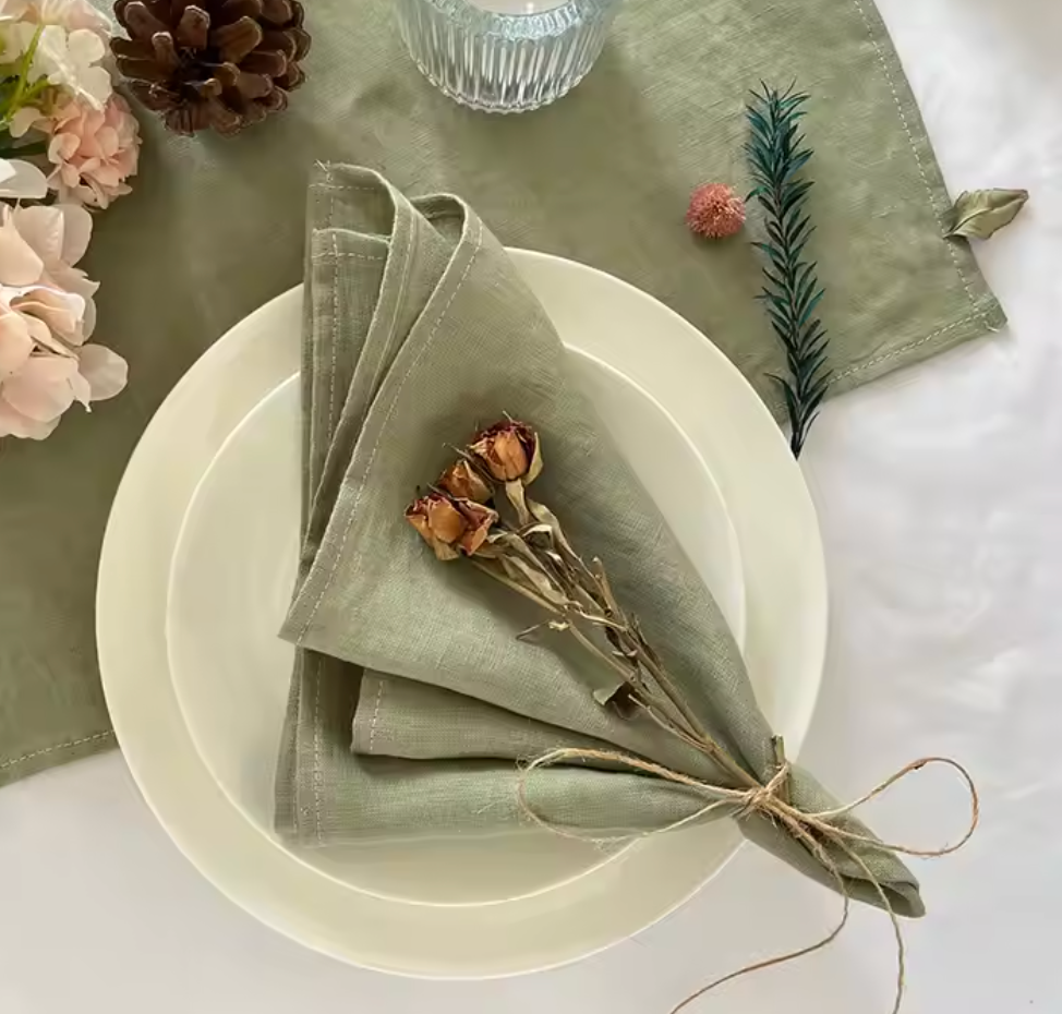 Servilleta de Lino Beige con Dobladillo Enrollado